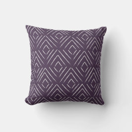 Diamond Tribal Pattern Pillow - Eggplant Kussen