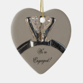 Diamond Verloving Ring op grijs Keramisch Ornament (Rechts)