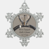 Diamond Verloving Ring op grijs Tin Sneeuwvlok Ornament (Voorkant)