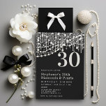 Diamonds Parels Zwart Wit 30e Verjaardag Diner Kaart<br><div class="desc">Sjabloon Een moderne, elegante, formele en stijlvolle 30e verjaardagsdiner uitnodigingsuitnodiging voor vrouwen met een zwarte achtergrond, parelsnoeren en diamanten (dit zijn digitale effecten) en moderne typografie in parelwit. Een chique "diamanten en parels" themaontwerp voor een vrouw die dertig wordt, op haar dertigste verjaardag. Een classy bling diner party voor een...</div>