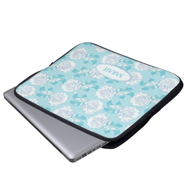 Dianthus white on blue floral name laptop hoesje sleeve (Voorkant onderkant)