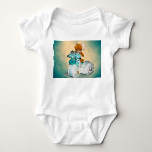 Diaper cake A diaper cake Tricycle with blue ribbo Romper (Voorkant)