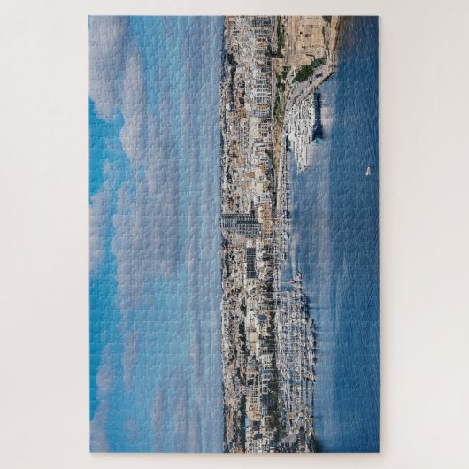 Diavoorhaven met moderne gebouwen en boten legpuzzel (Verticaal)