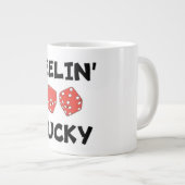 DICE "FEELIN' LUCKY" GROTE KOFFIEKOP (Voorkant rechts)