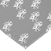 Dices op grijs patroon tafelkleed (Gekanteld)