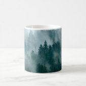 Dichtbevolkt landschap met bosbos in de  van de hi koffiemok (Center)