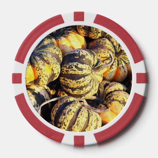 Dichtbij gestreepte pompoenen poker chips (Voorkant)