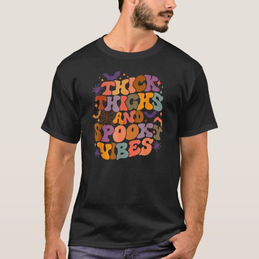 Dick Thighs en Spooky Vibes Retro Spooky Halowe T-shirt (Voorkant)