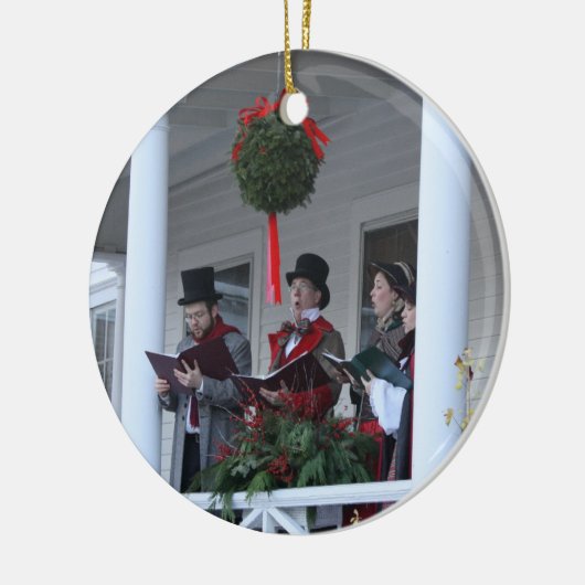 Dickensian Carolers Keramisch Ornament (Links)