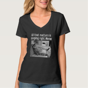 Die kwestie is de juiste gemiddelde kat-themapet t-shirt
