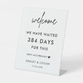 Dienovereenkomstige ontvangst van uitgestelde wedd reclamebord met voetstuk (Voorkant)