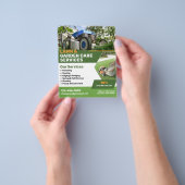 Diensten voor gazon- en tuinonderhoud flyer (Hand)