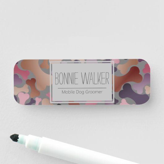 Diensten voor gezelschapsdieren van hondenbeendere naamplaatje (In situ)