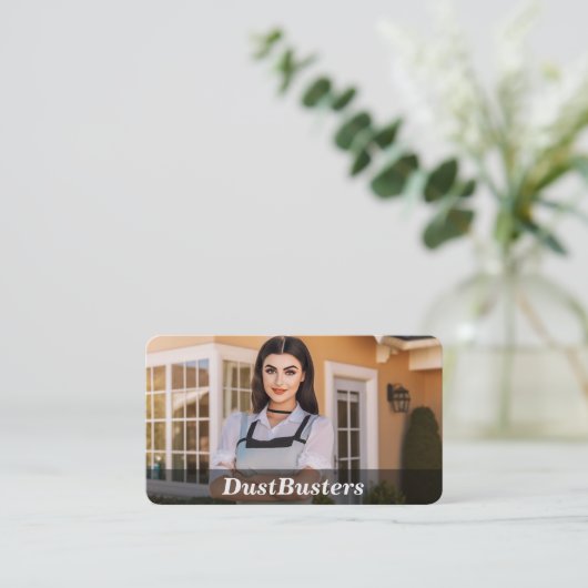Diensten voor het schoonmaken van het huis visitekaartje (Staand voorkant)