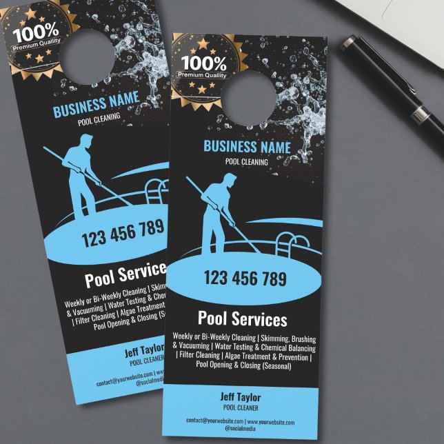 Diensten voor het schoonmaken van zwembaden, onder deurhanger (blue pool guy cleaning swimming pool, black background, door hanger flyer)