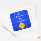 Dienstenhond woont hier blauwe sticker (Envelop)
