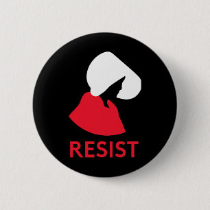 dienstmaagd verzet zich tegen feministisch protest ronde button 5,7 cm