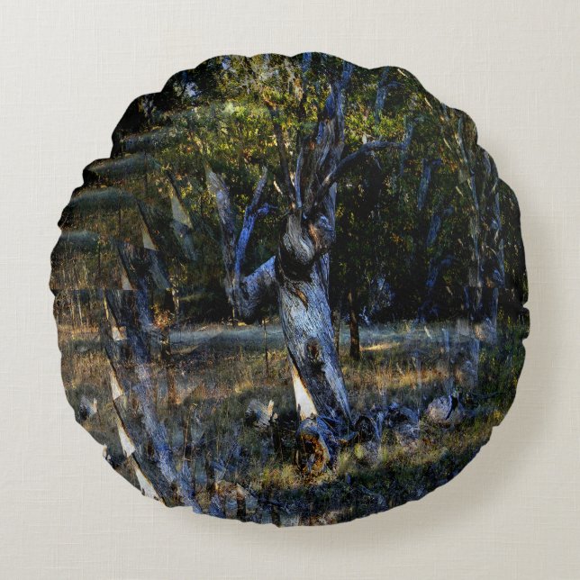Diep in het bos... rond kussen (Voorkant)