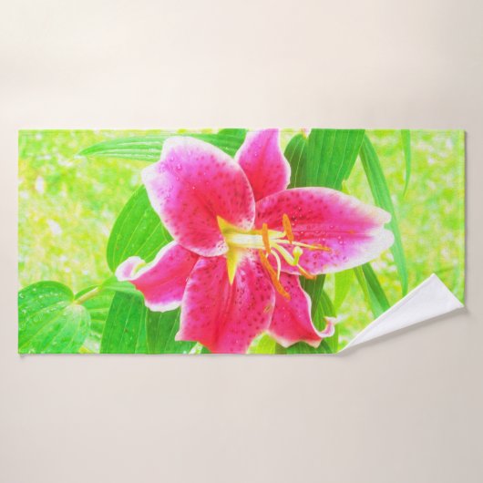 Diep Roze Stargazer Lily op Lime Green Badhanddoek (Badhanddoek)