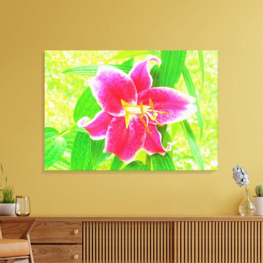 Diep Roze Stargazer Lily op Lime Green Canvas Afdruk (Insitu (Woonkamer))