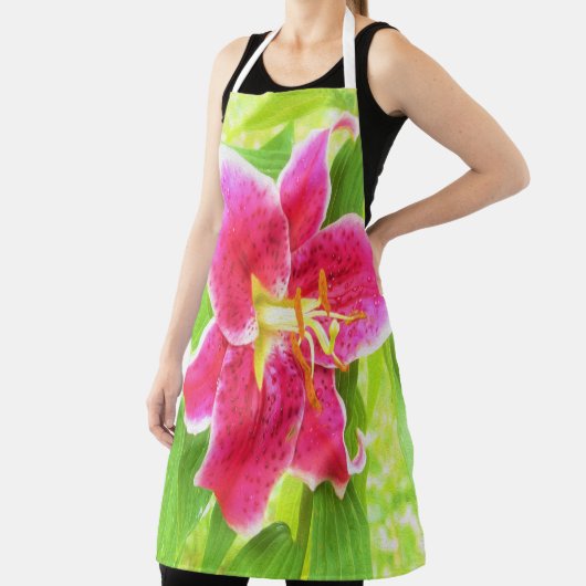  Diep Roze Stargazer Lily op Lime Green Schort (Insitu)