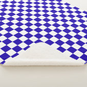 Diepblauw geruit sherpa deken (3/4)