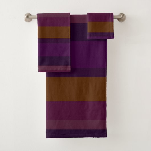 Diepe Aubergine & Mosterd Horizontale Strepen Bad Handdoek (Insitu)