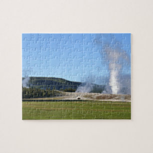Diepe Blauwe Geiser en Bizon bij Yellowstone Legpuzzel
