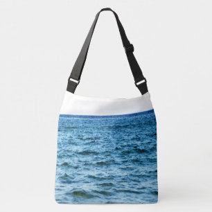 Diepe Blauwe Golven Onder Heldere Kusthemel Crossbody Tas