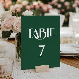 Diepe dennenboom en witte decoratieve serif kaart