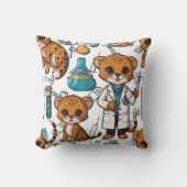 Dierenarts Cheetah Injectie Print Kussen (Voorkant)
