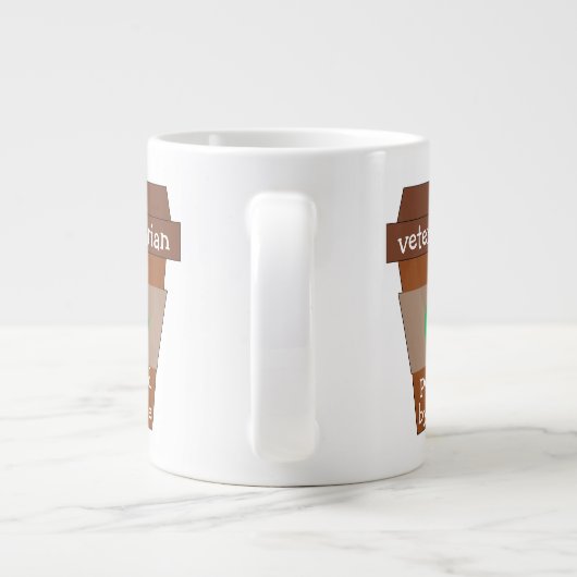 Dierenarts met koffie grote koffiekop (Achterkant)