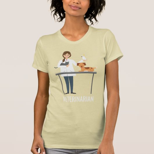 Dierenarts vrouw met dieren & tekst t-shirt (Voorkant)