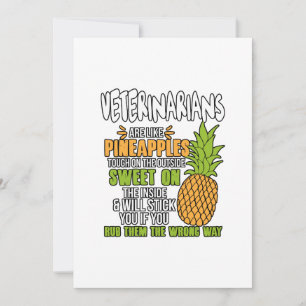 Dierenartsen zijn als ananassen. feestdagenkaart