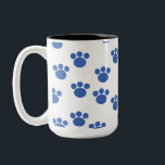 Dierenboek afdrukken. Blauw en wit. Tweekleurige Koffiemok<br><div class="desc">Blauw afdrukpatroon op een witte achtergrond.</div>