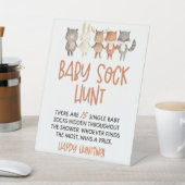 Dierenbord met Baby Sock Hunt Baby shower Reclamebord Met Voetstuk (Insitu)