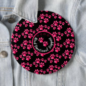 Dierenpootafdruk gepersonaliseerd vet roze ronde button 6,0 cm (In situ)