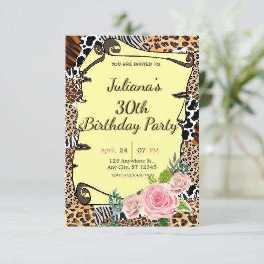 Dierenprint bloemenverjaardag uitnodiging (Staand voorkant)