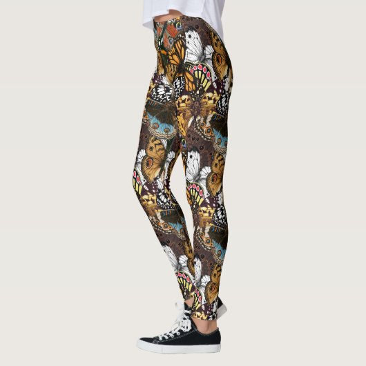 Dierlijke afdruk. Vliegvleugels. Leggings (Links)