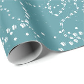 Dierlijke sporen in wit op turkoois cadeaupapier (Rol Hoek)