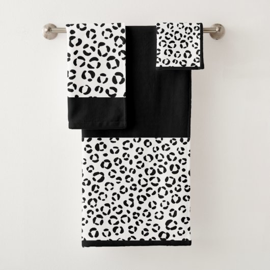 Dierprint in zwart-wit bad handdoek (Insitu)