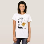 Diet vs. Treacle Tart Funny Quirky Cake Baking Pun T-shirt (Voorkant volledig)