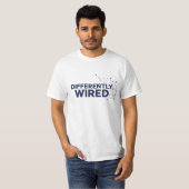 Differently Wired – Autism Awareness Month Blue  T-shirt (Voorkant volledig)