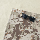 Digitaal camouflage decor voor woestijnstijl op ee strandlaken (In situ)