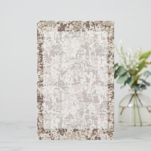 Digitale camouflage in woestijnstijl briefpapier (Staand voorkant)