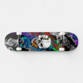 Digitale kunst met schedel en vorst persoonlijk skateboard (Horizontaal)