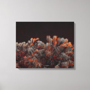 Digitale kunst van dennenbomen met oranje kleurvle canvas afdruk
