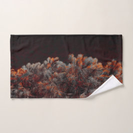 Digitale kunst van dennenbomen met oranje kleurvle handdoek