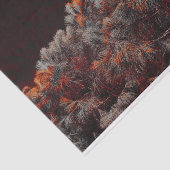 Digitale kunst van dennenbomen met oranje kleurvle tissuepapier (Detail)