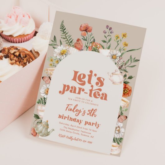 Digitale Wildflower Tea Party Uitnodiging voor ver